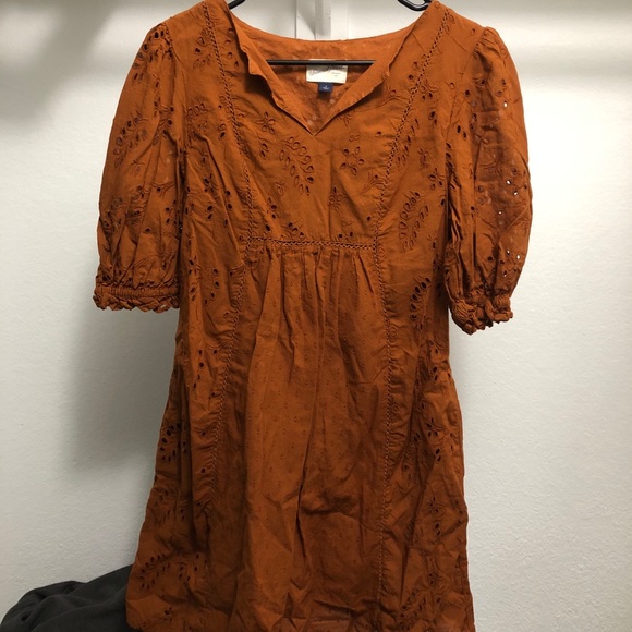 Universal thread eyelet dress Clearance